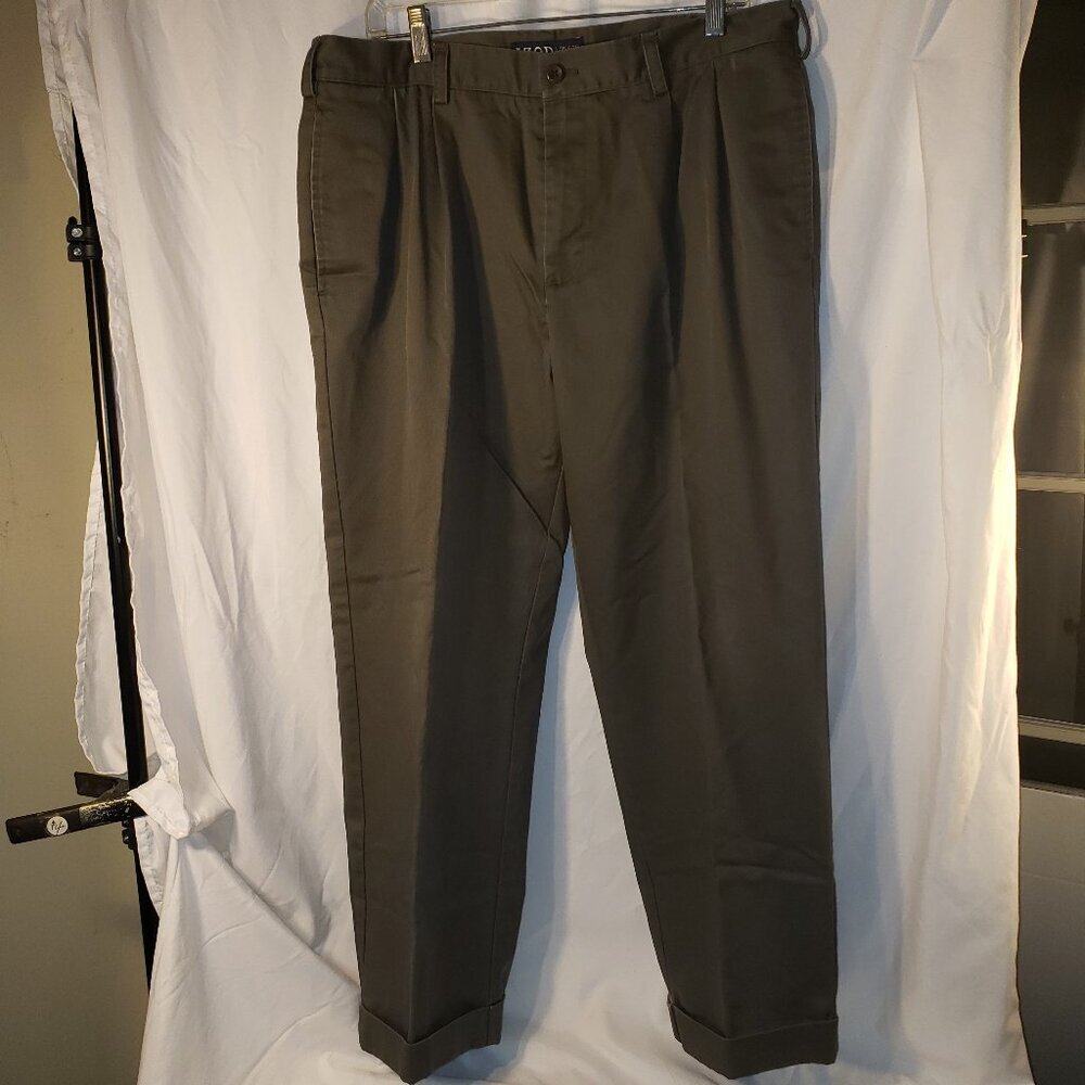 IZOD American Chino Men's Classic Fit Dark Gray Pants - 36x29